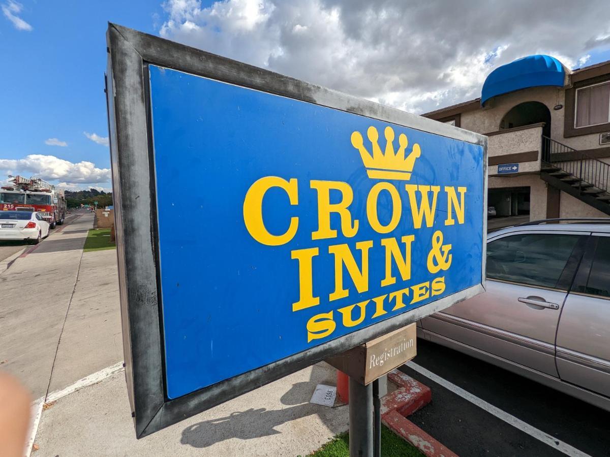 Crown Inn & Suites Spring Valley  Kültér fotó